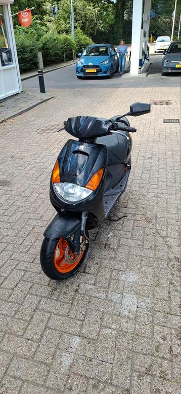 Peugeot vivacity 50cc 2 takt  beschikbaar voor biedingen