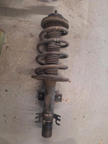 VW T5 transporter California Schokdemper voorzijde voorpoot beschikbaar voor biedingen