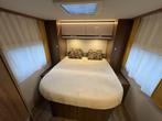 Dethleffs Trend T 7057 DBM QUEENSBED+HEFBED DAKAIRCO, Caravans en Kamperen, Fiat, Bedrijf, Dethleffs, Half-integraal