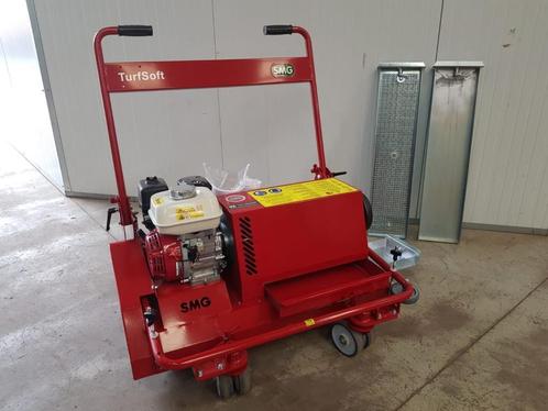 SMG TurfSoft TS2 kunstgrasreiniger (HUUR/KOOP/LEASE), Zakelijke goederen, Machines en Bouw | Onderhoud en Reiniging, Ophalen of Verzenden
