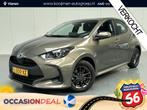 Toyota Yaris 1.5 Hybrid Active met Lichtmetalen velgen, Carp, Gebruikt, Euro 6, Bedrijf, Hybride Elektrisch/Benzine
