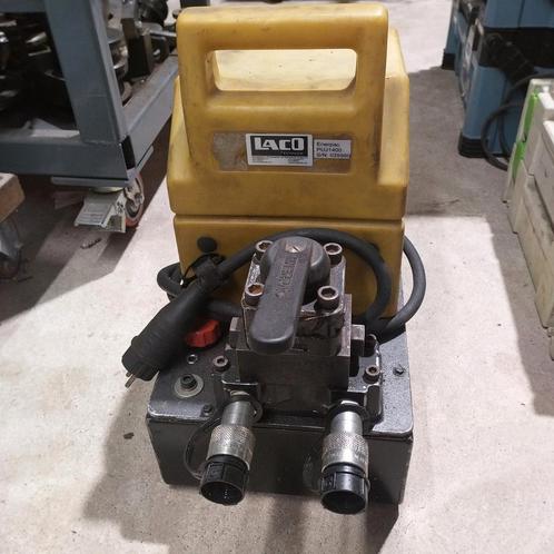 Enerpac elektrische pomp dubbelwerkende 700 bar, Doe-het-zelf en Verbouw, Gereedschap | Overige machines, Gebruikt, Ophalen of Verzenden