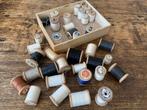 Brocante, vintage oude houten klosjes garen, Ophalen of Verzenden