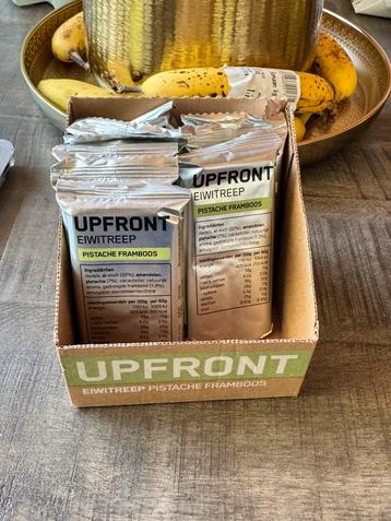 Upfront eitwit reep pistache framboos 9x beschikbaar voor biedingen