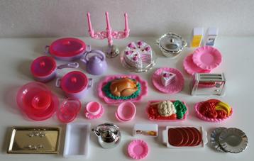 Keukenaccessoires, pannen, servies, voor Barbie Fleur Sindy beschikbaar voor biedingen