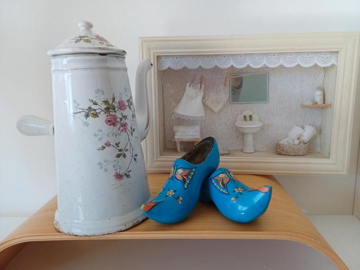 Chocoladekan met Roosmotief, Antiek en Kunst, Antiek | Emaille, Ophalen of Verzenden