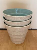 3 Bloempotten (Ø bovenkant ≈ 25,5 cm. Hoogte ≈ 20,5 cm) gaaf, Tuin en Terras, Bloempotten, Rond, Binnen, Zo goed als nieuw, Minder dan 40 cm