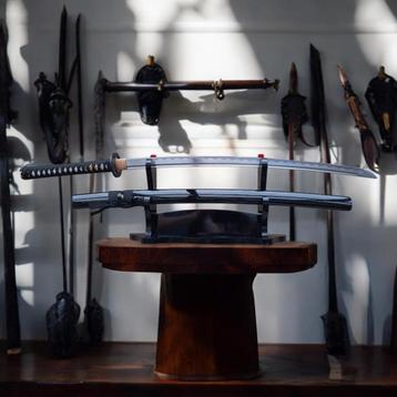 Scherp Japans samurai zwaard - katana - sabel  - mes - dolk
 beschikbaar voor biedingen