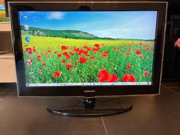 Tv televisie Samsung LE32D450 G1W 32 inch diagonaal 78cm beschikbaar voor biedingen