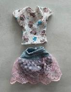 Barbie weekend fun kleding setje jaren 90, Ophalen of Verzenden, Gebruikt, Kleertjes