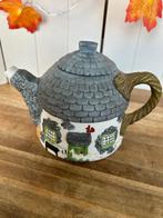 Vintage Christopher Wren Staffordshire Theepot Cottages, Antiek en Kunst, Antiek | Keramiek en Aardewerk, Ophalen of Verzenden