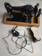 Oude Singer Naaimachine - Niet Meer in Gebruik, Hobby en Vrije tijd, Naaimachines en Toebehoren, Ophalen of Verzenden