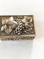 Antieke Art Nouveau zilveren pillen doosje., Antiek en Kunst, Verzenden