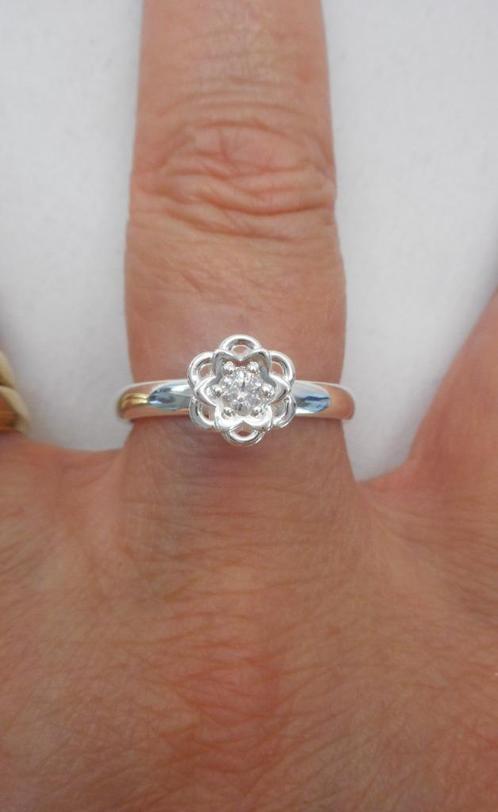 Zilveren stapelring met steentje ringmaat 17,5 nr.2094, Sieraden, Tassen en Uiterlijk, Ringen, Zo goed als nieuw, Dame, 17 tot 18