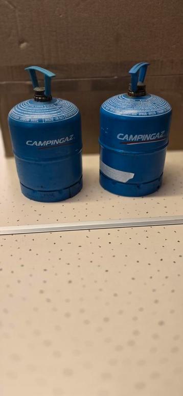 Campingaz 901 met inhoud beschikbaar voor biedingen