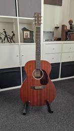 Martin gitaar OOO 10E, Muziek en Instrumenten, Ophalen, Zo goed als nieuw, Western- of Steelstringgitaar, Met koffer