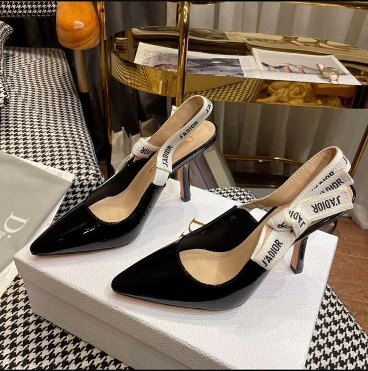 Dior pumps, Kleding | Dames, Schoenen, Nieuw, Sneakers of Gympen, Ophalen of Verzenden