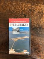 Videoband "Van watersnoodramp tot Deltawerken" VHS, Ophalen of Verzenden, Gebruikt