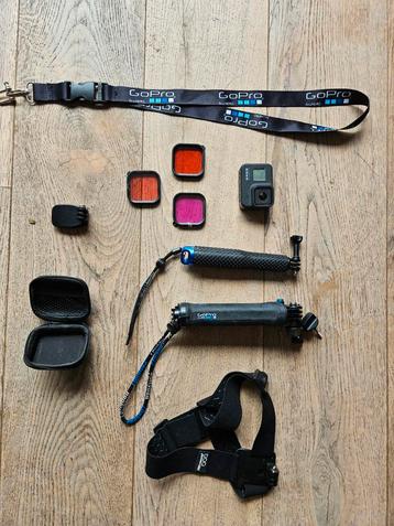 GoPro 8 Black + Accessoires  beschikbaar voor biedingen