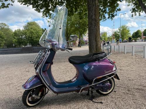 Vespa S nieuw zeer zeldzaam 376km kameleon full option a’dam, Fietsen en Brommers, Scooters | Vespa, Zo goed als nieuw, Vespa S