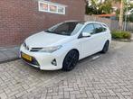 Toyota Auris 1.8 Hybrid Touring Sports CVT 2013 Wit, Auto's, 65 €/maand, USB, Zwart, Wit
