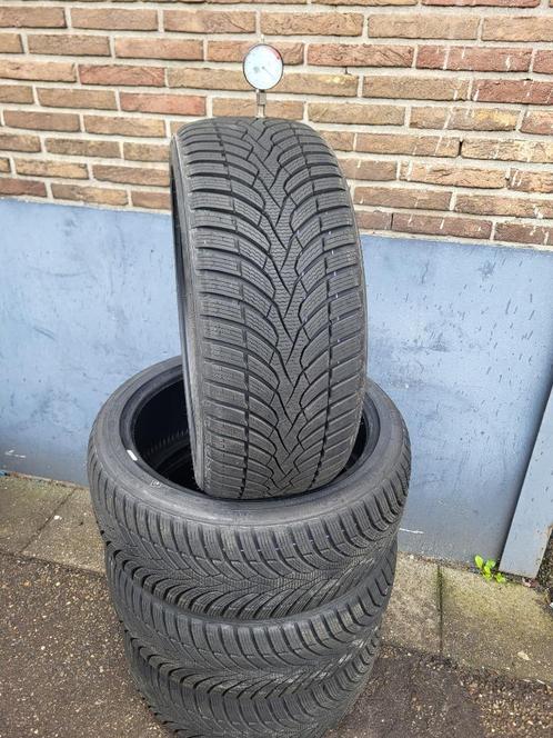 4 x 225/40/18 Ceat Winterdrive ZGAN  300,- Incl montage !, Auto-onderdelen, Banden en Velgen, Band(en), Winterbanden, 18 inch