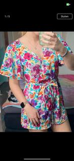 Jumpsuit bloemen blauw roze paars S Shein, Kleding | Dames, Jumpsuits, Ophalen of Verzenden, Zo goed als nieuw, SHEIN, Roze