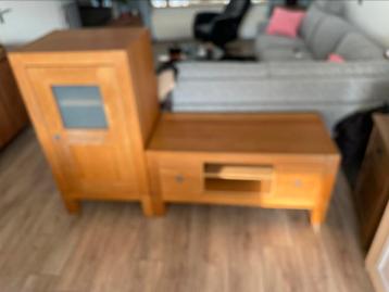 Tv  meubel (gratis)