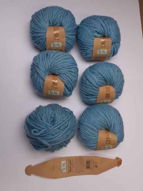 wol wool Alison & Mae Roving Chunky wool yarn blauw, Hobby en Vrije tijd, Breien en Haken, Nieuw, Breien of Haken, Wol of Garen