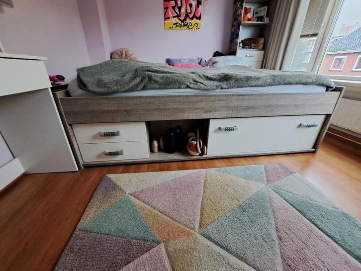 Kajuitbed Pep met opbergruimte (2 stuks), Huis en Inrichting, Slaapkamer | Bedden, Zo goed als nieuw, Eenpersoons, 90 cm, 200 cm