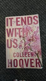 Colleen Hoover - IT ENDS WITH US, Colleen Hoover, Ophalen of Verzenden, Zo goed als nieuw, Nederland