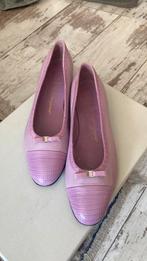 Ferragamo ballerina’s maat 38.5, Gedragen, Ophalen of Verzenden, Ferragamo, Roze