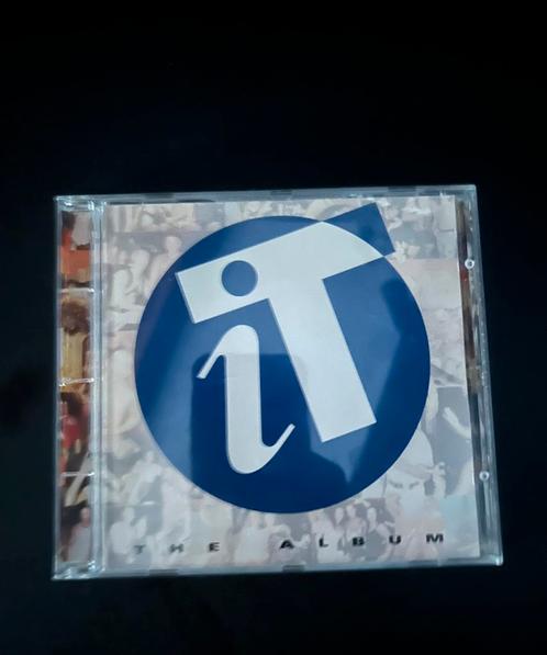iT, The Album cd, Cd's en Dvd's, Cd's | Dance en House, Zo goed als nieuw, Ophalen of Verzenden