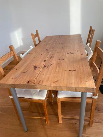 Eettafel / studeer tafel / knutsel tafel incl. 6 stoelen 