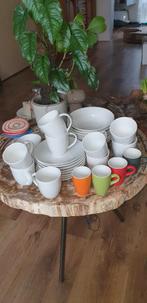 Servies VT wonen, Gebruikt, Keramiek, Ophalen of Verzenden, Overige stijlen