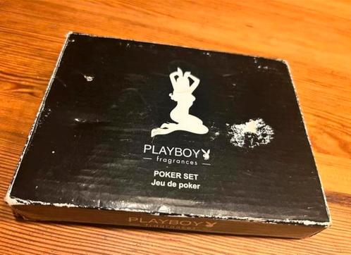 Playboy Fragrances Poker en Kaart set 2010, Hobby en Vrije tijd, Gezelschapsspellen | Kaartspellen, Gebruikt, Drie of vier spelers