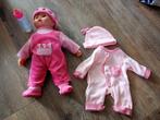 Pop met flesje en extra pakje, Kinderen en Baby's, Speelgoed | Poppen, Ophalen, Gebruikt, Babypop