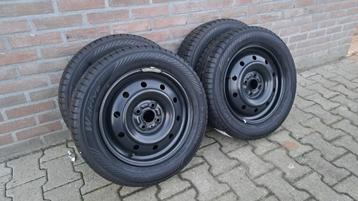 Winterbanden Swift Baleno Splash Agila Yaris 185/60/15 beschikbaar voor biedingen