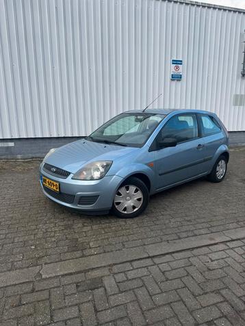 Ford Fiësta 1.3 8V 3DR 2007 Blauw beschikbaar voor biedingen