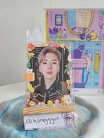 kpop photocard + toploader monsta x kihyun, Ophalen of Verzenden, Zo goed als nieuw, Foto of Kaart