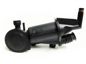 OIL / AIR SEPARATOR PORSCHE 996 3.4L 99610702355 beschikbaar voor biedingen