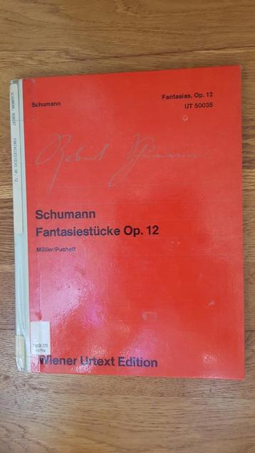 Schumann.  Fantasiestücke. Opus 12. Piano solo  beschikbaar voor biedingen