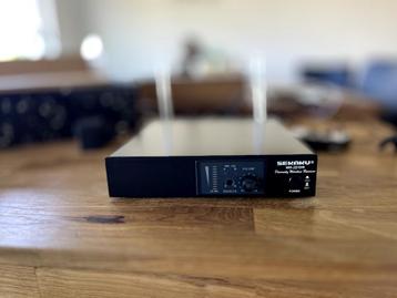 Draadloos Microfoon/Receiver Syseem beschikbaar voor biedingen