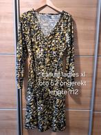 Casual ladies Jurk - Maat XL - Geel/Zwart/wit/groen, Kleding | Dames, Jurken, Geel, Maat 46/48 (XL) of groter, Ophalen of Verzenden