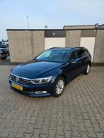 Volkswagen Passat 1.6 TDI 88KW BMT Variant 2015 Blauw, Auto's, Volkswagen, Origineel Nederlands, Te koop, 5 stoelen, 25 km/l