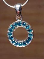 hangertje rond turquoise strass, Overige materialen, Nieuw, Ophalen of Verzenden, Zilver