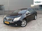 Toyota Avensis Wagon 1.8 VVTi Dynamic, 15 km/l, 4 cilinders, Zwart, Handgeschakeld