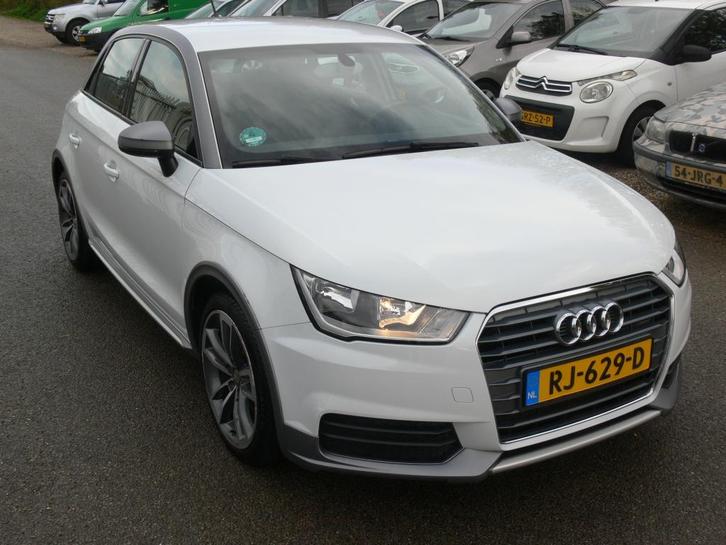 Audi A1 Sportback 1.0 TFSI Active, Auto's, Audi, Bedrijf, A1, ABS, Airbags, Airconditioning, Bluetooth, Boordcomputer, Cruise Control