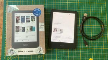 Kobo Clara Colour, met doos & USB-kabel beschikbaar voor biedingen