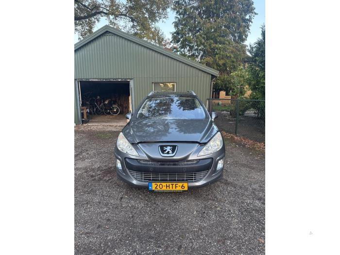 Voorbumper van een Peugeot 308 (KTQC), Auto-onderdelen, Carrosserie en Plaatwerk, Bumper, Peugeot, Gebruikt, 3 maanden garantie